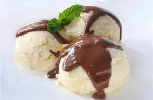 2 parte - Dosaggio e miscelazione degli ingredienti per il gelato artigianale