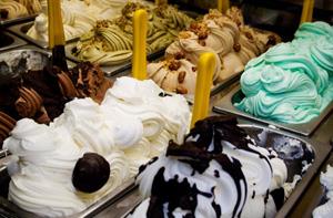 Il ruolo del tecnico di laboratorio nella produzione degli ingredienti per gelato