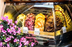 Investimenti, costi e ricavi per aprire una gelateria: come preparare il budget di una gelateria