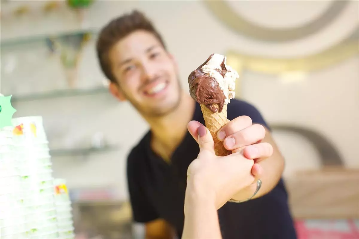 Aprire una catena di gelaterie, una possibile strada verso il successo.