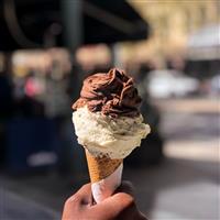 In Italia e nel mondo: il gelato artigianale come simbolo di speranza