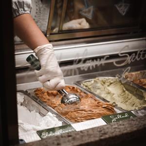 Vuoi una gelateria? Esistono interessanti incentivi di Invitalia per il Centro e Sud Italia