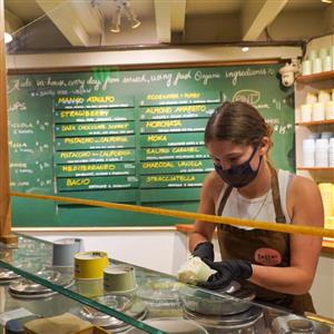 Deliveroo, gelato “re” del delivery: ordini quasi triplicati nell’ultimo anno